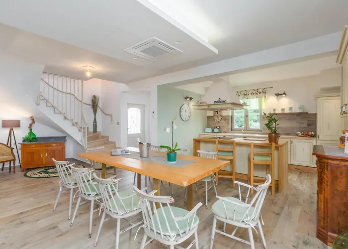 Vikendica Stella Polaris Stuti